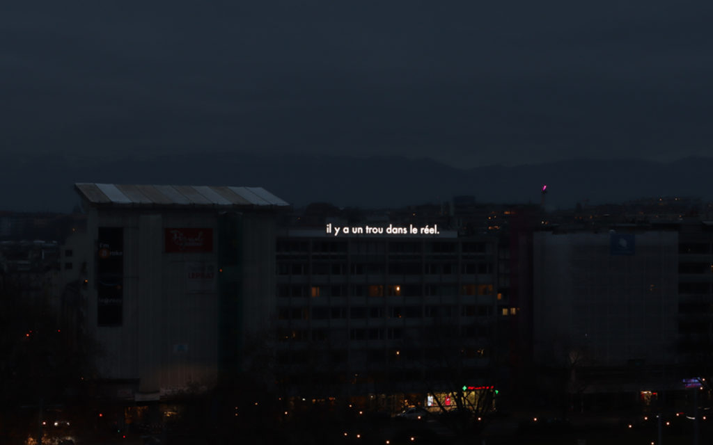 Dora Garcia, Il y a un trou dans le réel. 2 avenue du Mail
